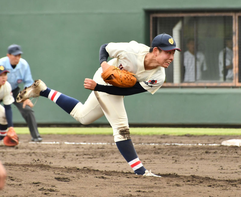 専大松戸―浦和学院　5回被安打1、無失点と好投した浦和学院の先発伊藤＝サーティーフォー保土ケ谷