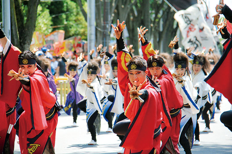 昨年の彩夏祭で披露されたよさこい鳴子踊り（朝霞市提供）
