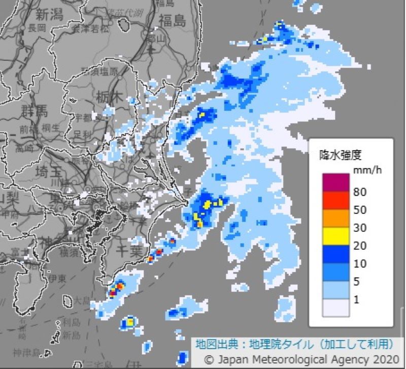 雨雲の動き（19日午後7時40分、気象庁HPから）