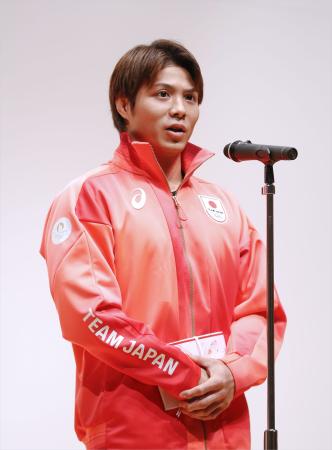 日体大のパリ五輪・パラリンピックに向けた壮行会で、意気込みを語る柔道男子６６キロ級の阿部一二三＝東京都世田谷区