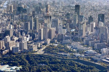 霞が関（左）など