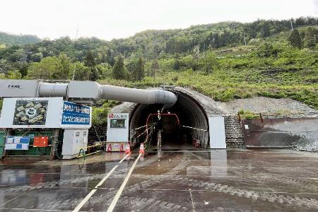 鹿島が自動化システムで掘った試験トンネル＝岐阜県飛騨市