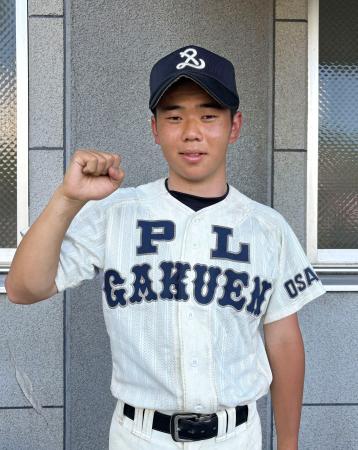 　１人で活動しているＰＬ学園硬式野球部の川村得さん