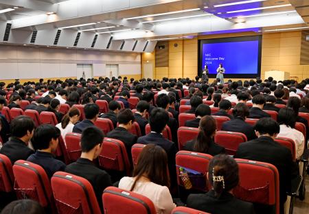 東京都港区で開かれたＮＥＣの内定式＝１日午前