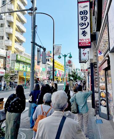 　新大久保のコリアンタウン周辺＝東京都新宿区