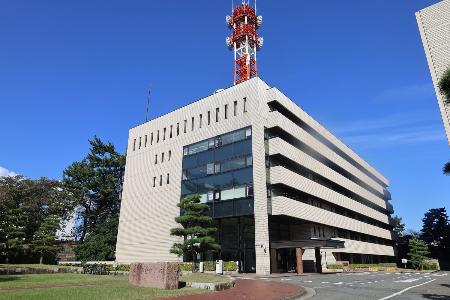 福井県警本部＝２０２０年