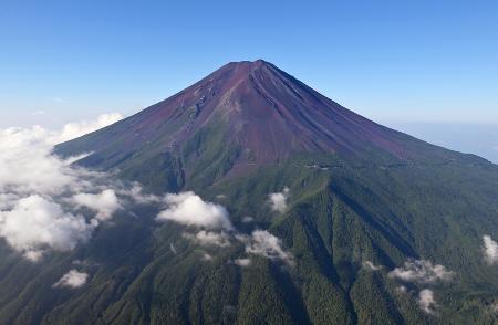 山梨県側からの富士山